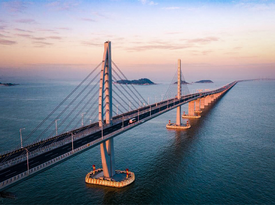 創(chuàng)世界之最！2.5個(gè)金字塔+2200萬方砂石用量，港珠澳大橋通過驗(yàn)收