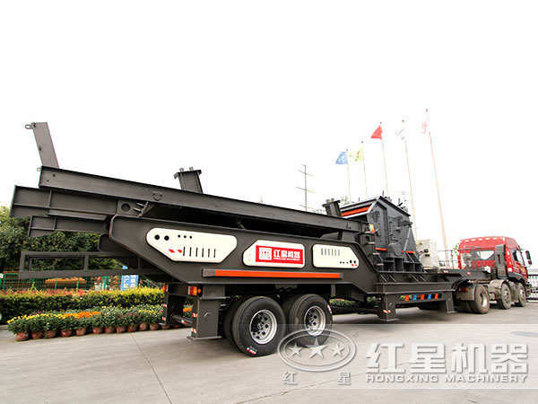 移動(dòng)式破碎機(jī) 移動(dòng)式破碎機(jī)